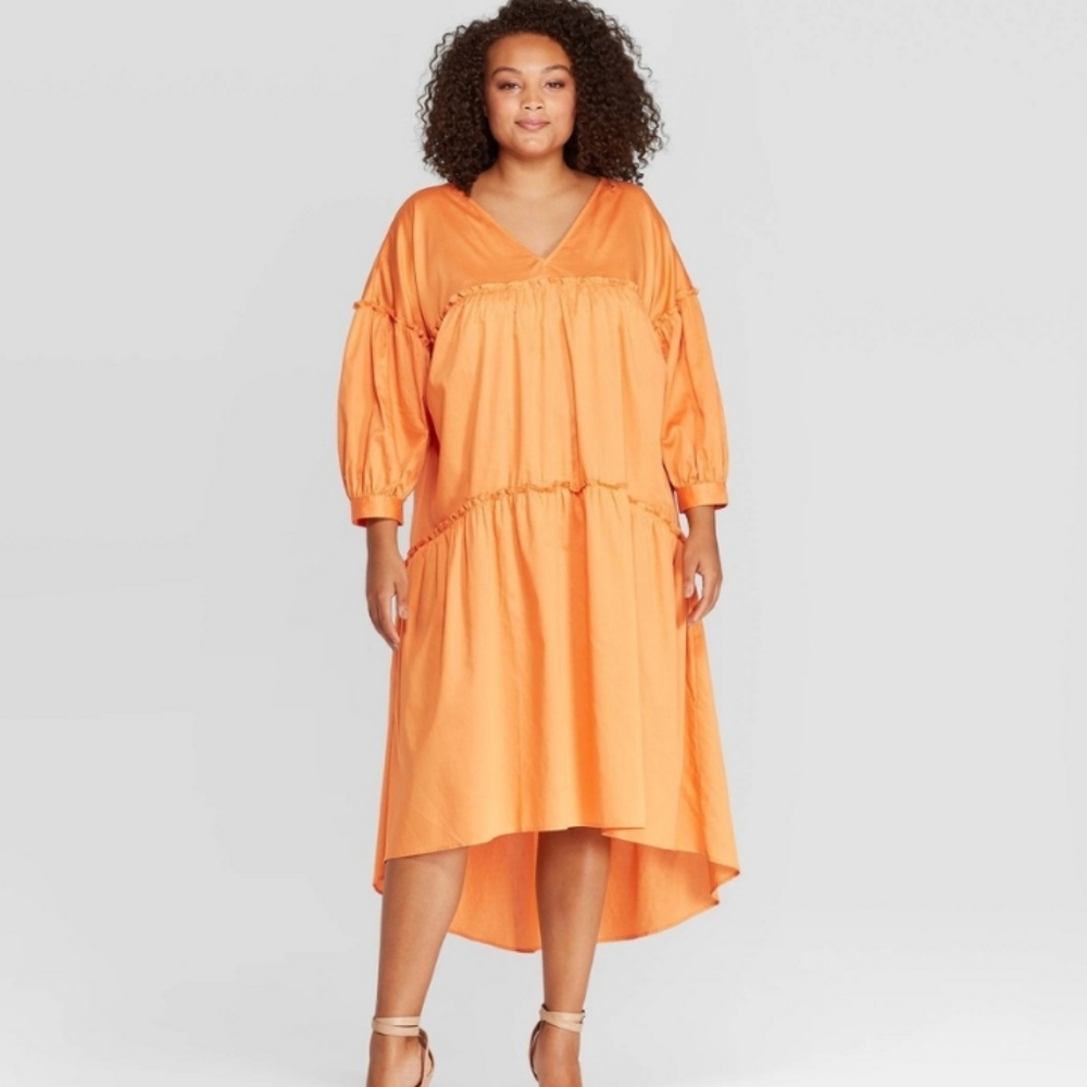 Women's Plus Size Long Sleeve V-Neck Tiered Tent M